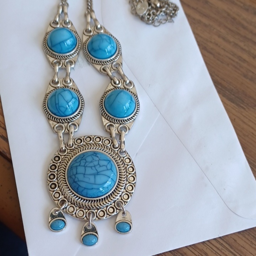 Charming Charlie western look, faux turquoise statement necklace, 16" drop